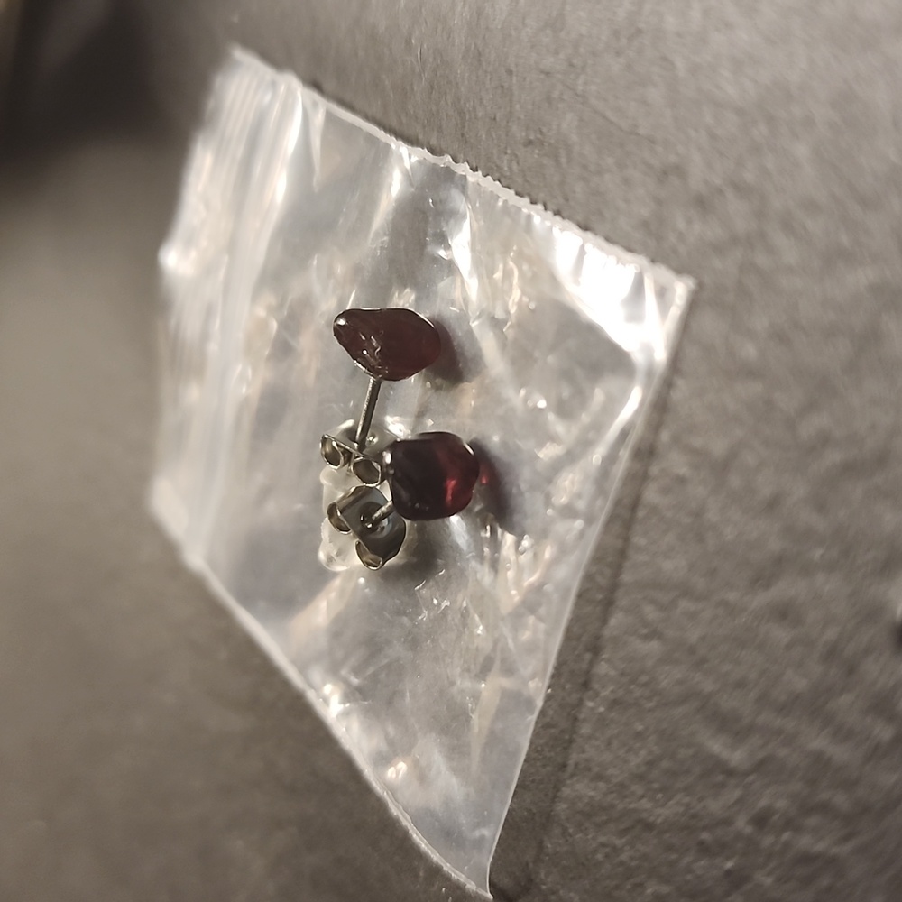 Stone earings